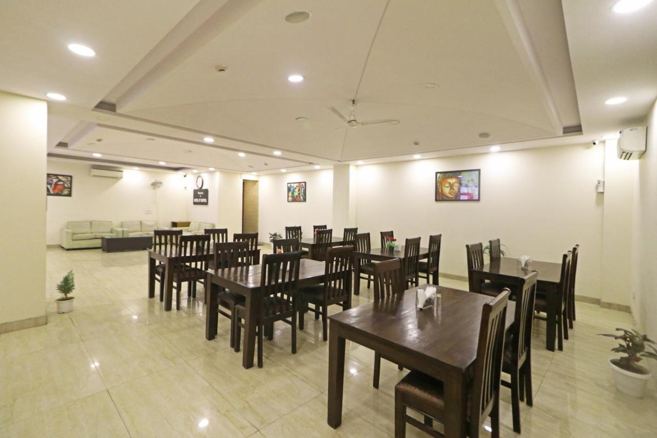 Hotel D'Capitol - Delhi Airport New Delhi Buitenkant foto