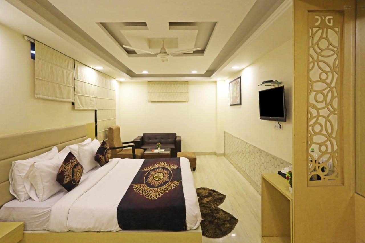 Hotel D'Capitol - Delhi Airport New Delhi Buitenkant foto