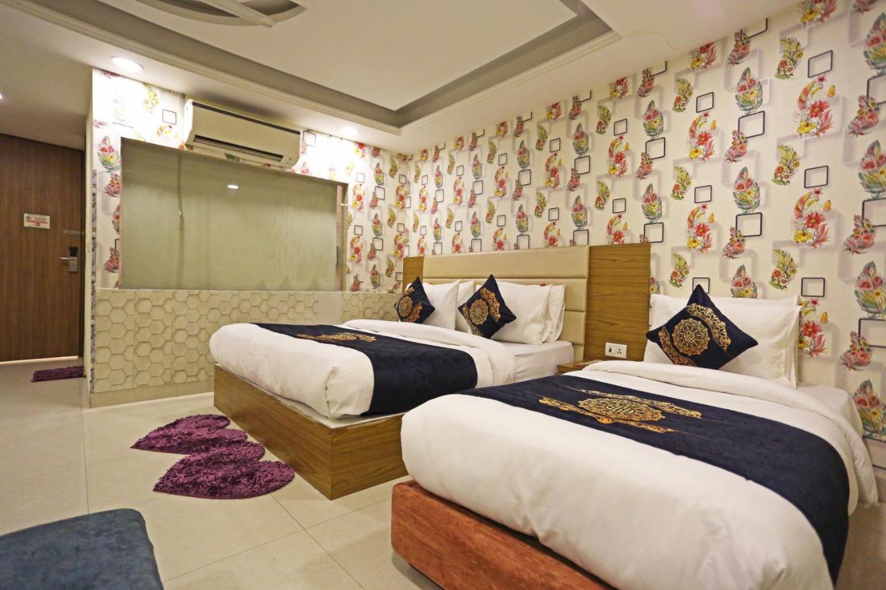 Hotel D'Capitol - Delhi Airport New Delhi Buitenkant foto