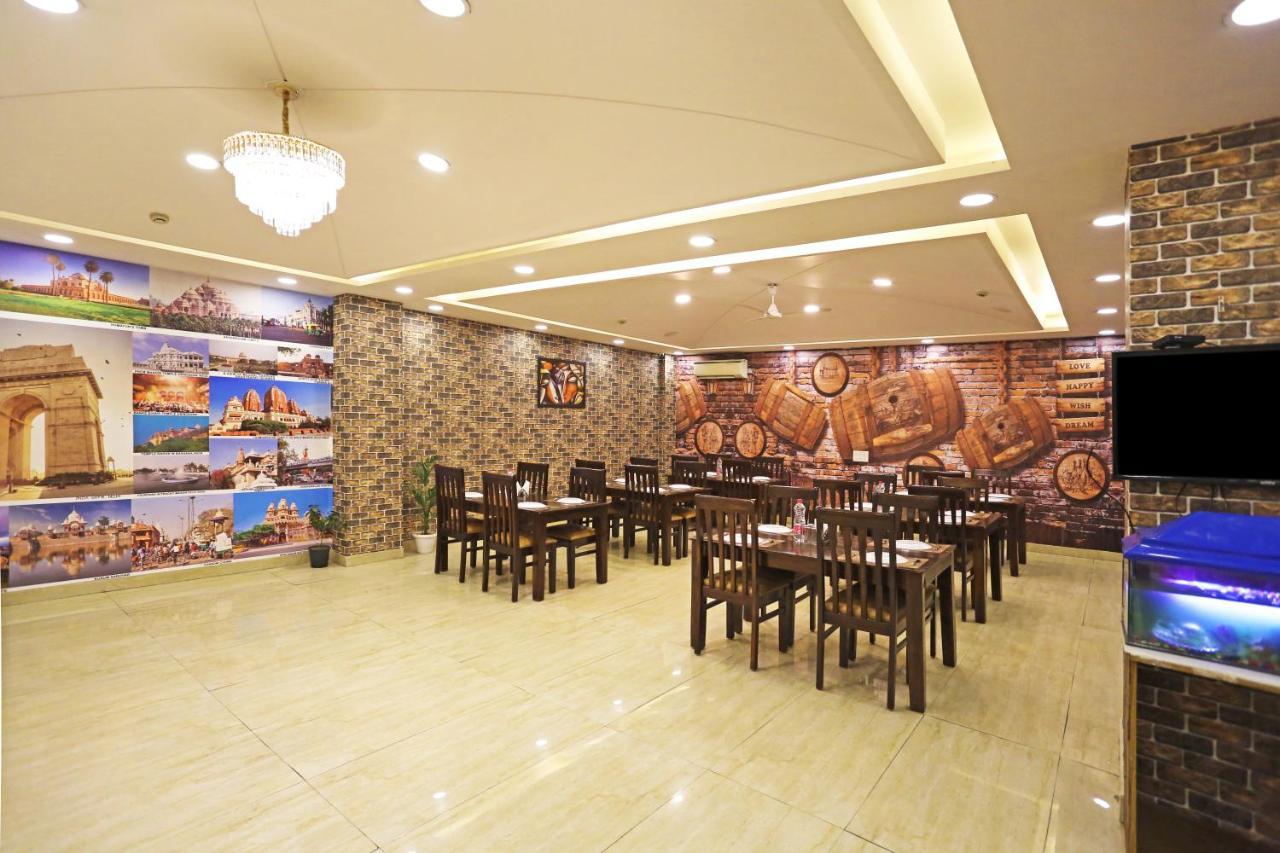 Hotel D'Capitol - Delhi Airport New Delhi Buitenkant foto